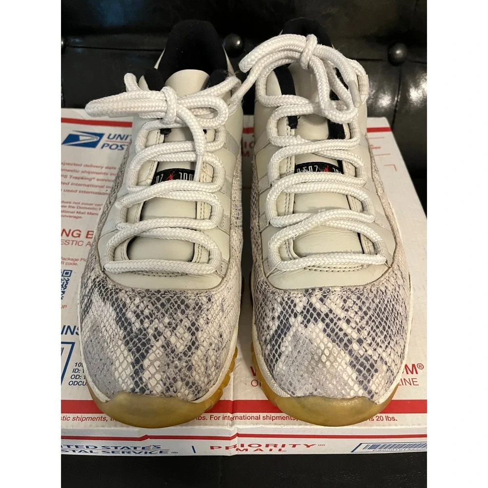 Air Jordan 11 Retro Low Light Bone Snakeskin